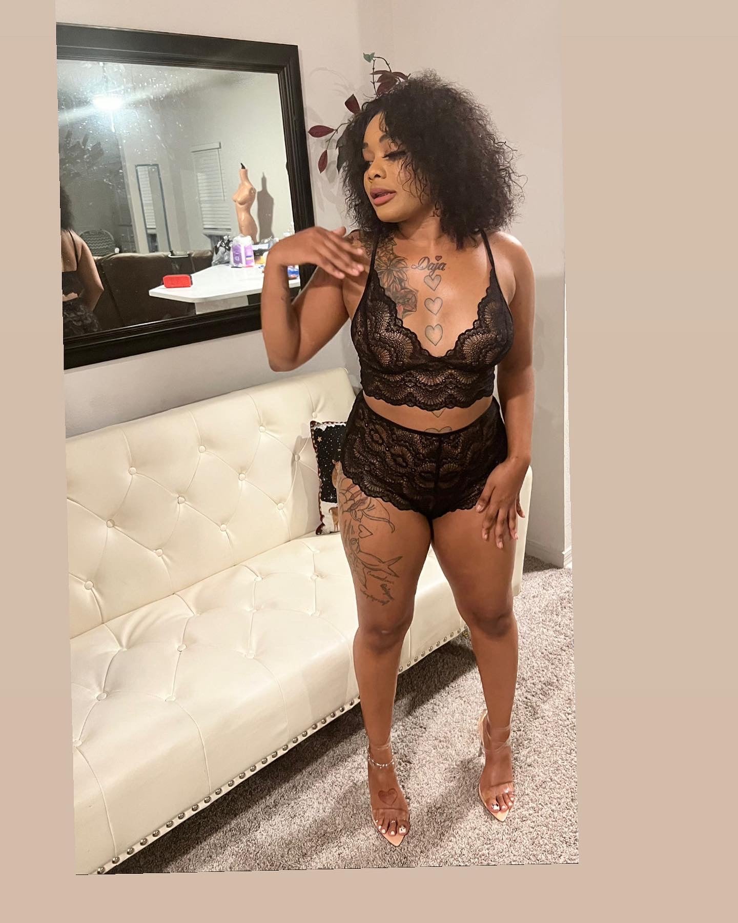 Luna Black lace set